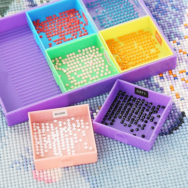 Shaking box grid with insert